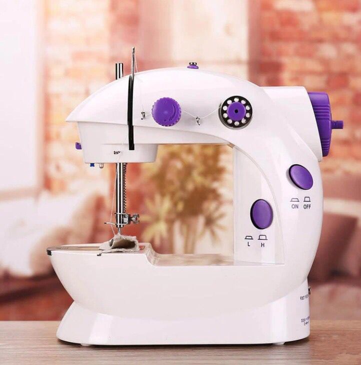 MINI MÁQUINA DE COSER PORTATIL
